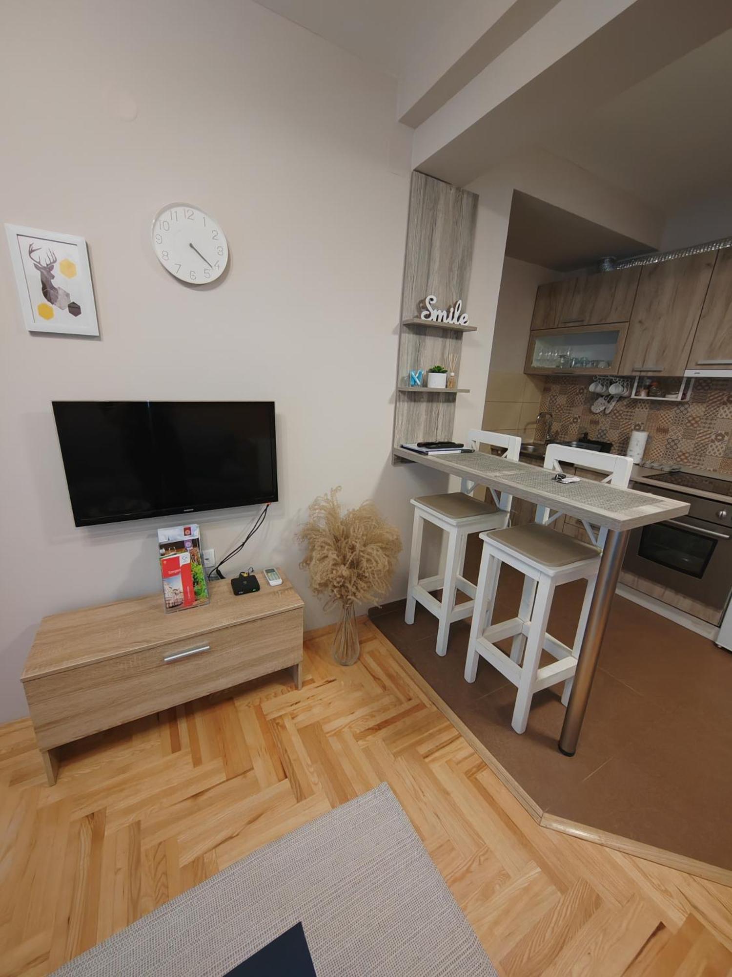 Apartman_Krstic_1 スボティツァ エクステリア 写真