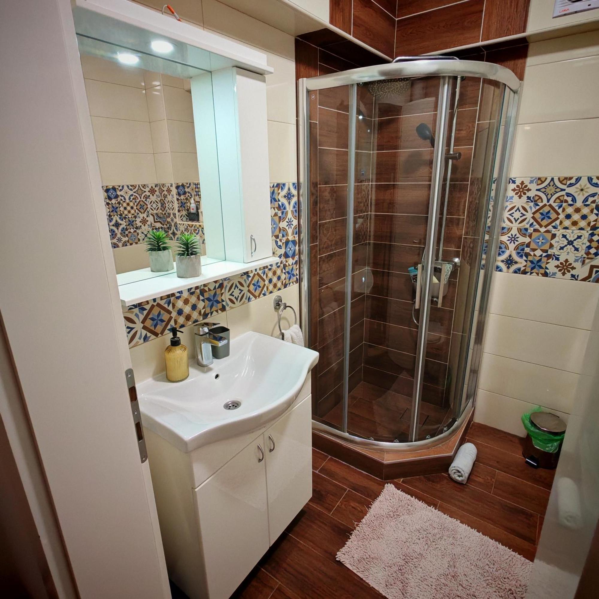 Apartman_Krstic_1 スボティツァ エクステリア 写真